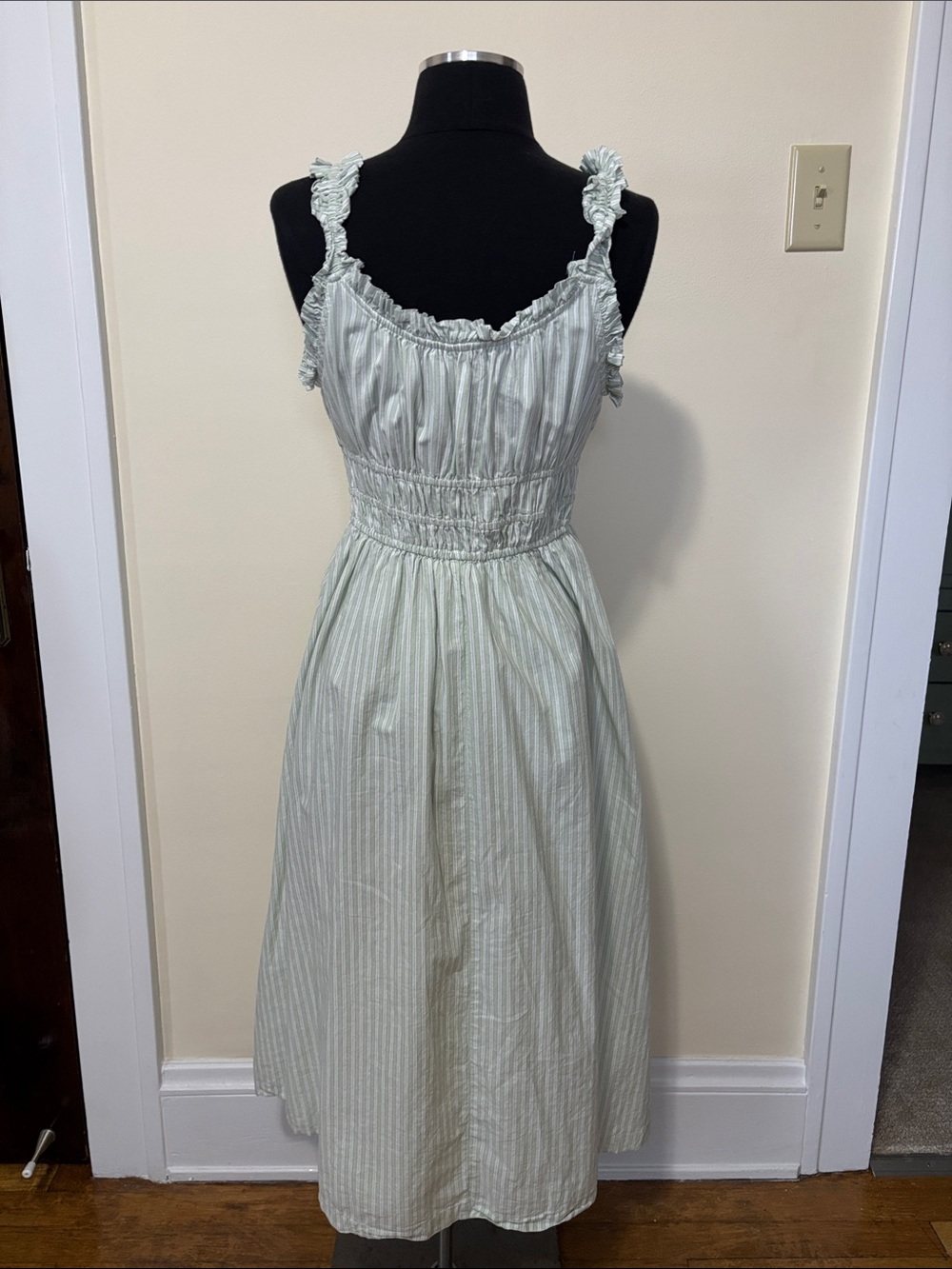 Old Navy Sage Green Striped Midi Dress with Ruffled Straps and Smocked Waist - Picture 6 of 15